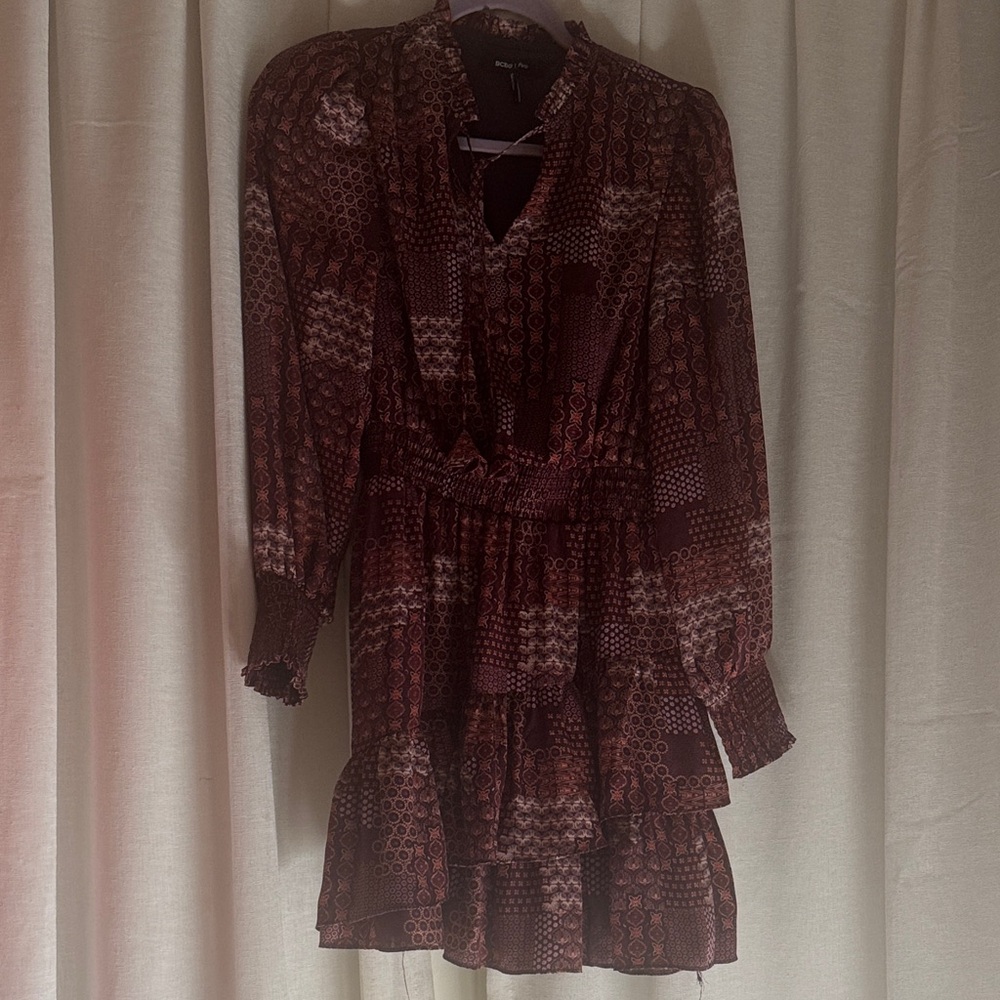BCBG Maroon Printed Long-Sleeve Tiered Dress